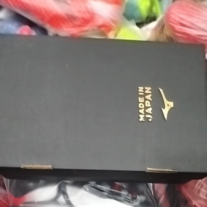 "รองเท้าฟุตบอลเด็ก"รองเท้าสตั๊ด พร้อมกล่อง"ส่งตรงจากประเทศ🇹🇭2-3วันถึงหน้าบ้าน🏚 มีไซส์ 33-38 รับประกันตรงปก 100%