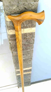 Tongkat jalan kayu kelor Jawa model cula C297