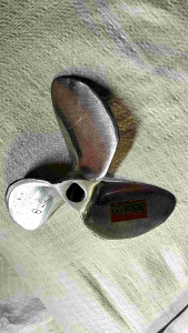 perlengkapan perahu No 8-9 as 19mm / baling2 perahu / sparepart perahu