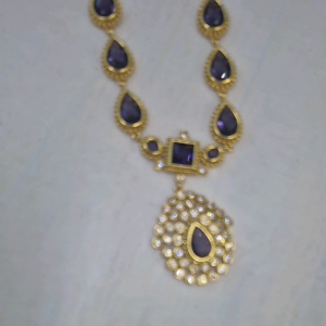 Jyothika Neckset With Earrings