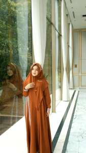 THE Queen Kemilau Dress by Pelangi Hijab