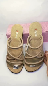 Holyped sandal kulit wanita slop ballon fluppy terbaru kekinian selop jelly anoraa sandal kulit wanita 2025 sandal bepergian