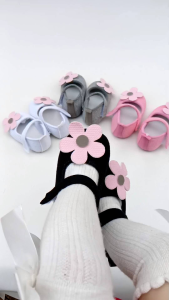Sepatu Prewalker Bayi Perempuan Usia Newborn 0 12 Bulan Terbaru Aksen Bunga Import