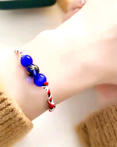 GELANG TRIDATU BATU TIBET MANTRA AURA REJEKI KEBAIKAN BATU ASLI BUKAN PLASTIK