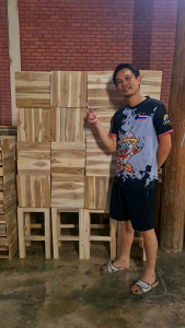 เก้าอี้ไม้สัก มินิมอล กดสั่งทีละ 3ตัวต่อ1คำสั่งค่ะ ตกแต่งบ้าน ตกแต่งร้าน งานไม้สักดิบ