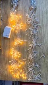 Dây đèn led màng thả 8m x 06m ( màu/vàng )