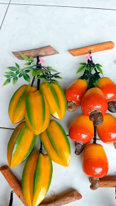 Buah gantung / buah imitasi/ KAyu 1 renteng isi 6 pcs buah