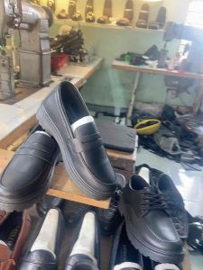Giày peny loafer đen đai cánh én thủng tăng cao nam da sít hàng kỹ  đế khâu may chắc chắn mã g33