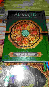 Alquran Terjemah Dengan Tajwid Warna Dan Asbabun Nuzul Al Majid Sedang A5 Ukuran 16 x 22 cm
