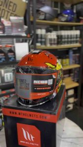 MT LIMITED EDITION HELMET Oriental Gloss RED Base