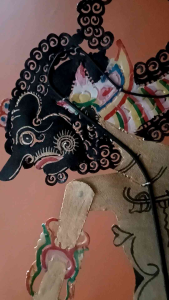 Wayang Kulit Asli Bima: Koleksi Seni Budaya & Hiasan Rumah Khas