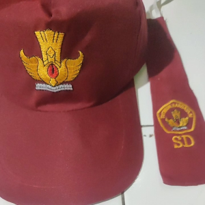 topi dan dasi sekolah sd untuk anak perempuan bordir