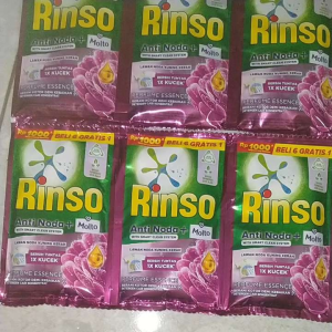 Rinso Molto Cair 3 Renteng (21 sachet) - Rinso Molto Cair 38ml pembersih dan pewangi pakaian