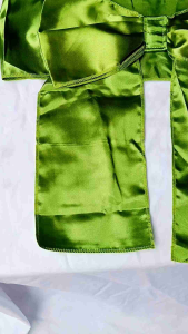 โบว์สีเขียวมรกตมาใหม่พร้อมผ้าคลุมเก้าอี้พลาสติกสีขาวสว่างขายชุดละ75บาทใช้กับเก้าอี้17.2 นิ้วของมีพร้อมส่ง