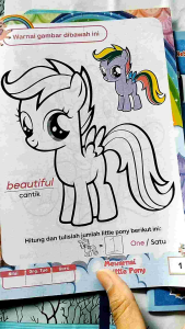 Mewarnai Kartun Anak: Tim Anak Hebat Girl