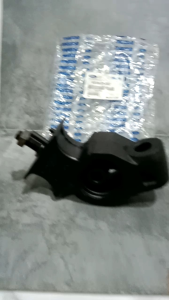 Engine Mounting Dudukan Mesin Kiri Ford Ranger 2.2 2200cc LH