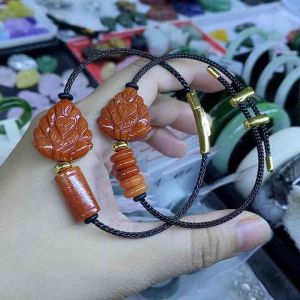 Vòng đeo tay dây cáp hồ ly chúa mix Ngọc huyết