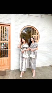 Style Tenun Tradisional: Dress Tenun Indonesia untuk Acara Kondangan