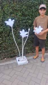 standing Aksesoris bunga lampu motif bunga dekorasi pelaminan cabang 3 diameter 25cm / Bunga lampu hias photogrgraphi / bunga Flower Hiasan