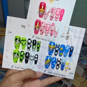 แก๊งค์พาวเวอร์พัฟฟ์เกลิส์ เล็บปลอมสีเจลแท้100%เล็บปลอมพร้อมติดแถมฟรีกาว+ตะไบ(เปลี่ยนทรงเล็บไซส์เล็บได้)