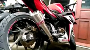 KNALPOT AKRAPOVIC VIXION NEW SONIC R15 V3 CB 150 R CBR 150 R GSX 150 R VERZA R15 old mx king supra gtr satria fu verza bison suara ngebas