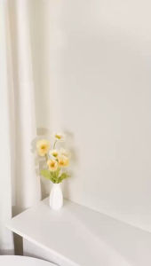 Aura Gold Serum. Lift. Farm. Smooth Skin.