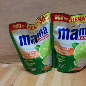 Mama Lemon 2000: Ciptakan Piring Bersih dengan Cairan Pencuci Piring Jeruk Nipis 950ml