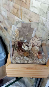 Tempat Kalung Nikah: Pilihan Aksesori Pernikahan Elegan