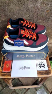 Aerostreet X Harry Potter - Sepatu Sneakers Pria Wanita Casual