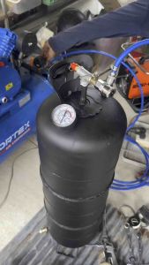 ถังลม 35 ลิตร สำหรับต่อพ่วงปั๊มลม ข้อต่อแบบคอปเปอร์ (มีรับประกันสินค้า)