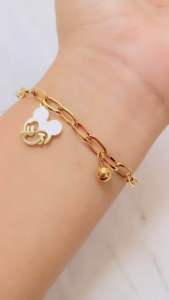 Gelang Tangan Rantai Jarak Mickey Boba Titanium Gold CXA22012304
