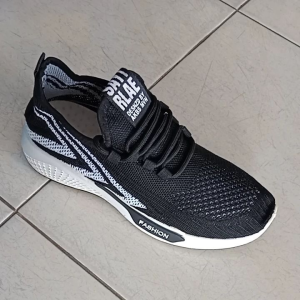 Promo Sepatu Pria Import Fashion Snekers Shoes Kasual Olahraga Kerja dan Santai