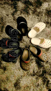 รองเท้าแตะชายหญิงแบบสวมทำจากวัสดุคุณภาพชั้นดี ทนทานนุ่มสบายเมื่อสวมใส่