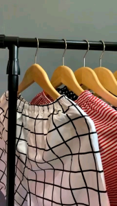 Celana Pendek Pria | KOLOR MOTIF