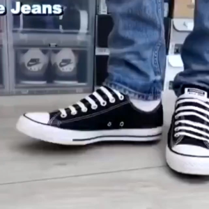 Sepatu Converse Laki-Laki & Wanita: Sneakers yang Nyaman dan Stilis