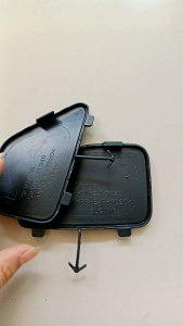 COVER TUTUP DEREK TOWING BELAKANG INNOVA ZENIK ORI