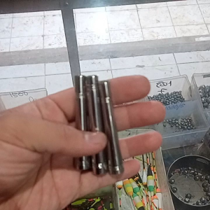 Selut Stailes Asli Bahan Tebal Tanpa Sambungan