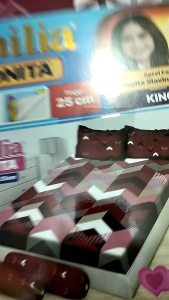 Sprei Emilia By Bonita Ukuran King 180x200