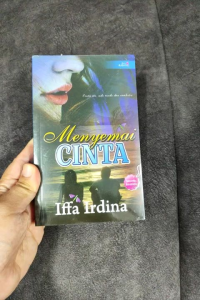 Menyemai Cinta - Iffa Irdina (NEW OLD STOCK)