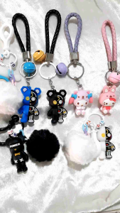 พวงกุญแจห้อยกระเป๋า พวงกุญแจการ์ตูน พวงกุญแจน่ารัก พวงกุญแจกระดิ่ง พวงกุญแจเครื่องประดับ ลายชินนาม่อน ลาบูบู้ มีเป็น 100 แบบจร้าซิส
