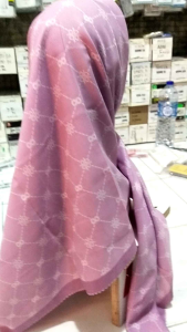 Hijab segiempat Kerudung denay Jilbab motif terbaru