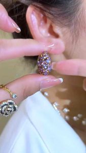 (Bebas beli 2 dapat bonus) A68 COD Anting jepit ungu cakep titanium wanita Korea