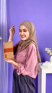 TAS WANITA ALETA POUCH BY AINUN KEKINIAN