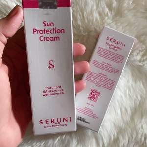 [NEW REFORMULASI] SPF 30 Seruni - Sun Protection Cream - Membantu Mencerahkan Kulit & Melindungi Kulit Dari Paparan Sinar Matahari [1 Pcs]