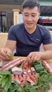 Nem Chua Thanh Hoá Đầy Đủ Đinh Lăng Tỏi Ớt - 10 Chiếc