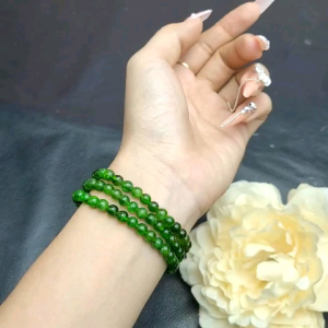 Chuỗi 3v Diopside 5.5 li