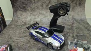 Xe Đua Điều Khiển Từ Xa Mini Drift 2025 GTR 1:24 có Servo gyro tốc độ 30km/h có điều tốc