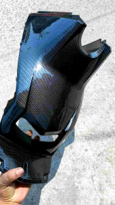 Tutup Mesin Xeon Karbon: Desain & Aksesoris