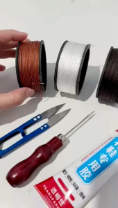 Paket Sol Sepatu isi 6 - 3 Benang + Jarum Sol + Gunting FREE LEM