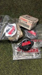 Tutup Radiator Original untuk Motor Jupiter MX, Vixion, Nmax, MX King, & Aerox